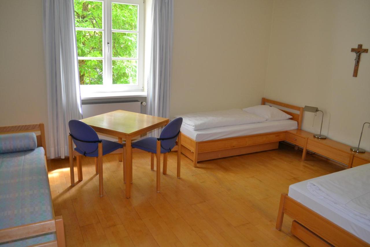 Hotel Haus Der Begegnung Heilig Geist Burghausen Esterno foto