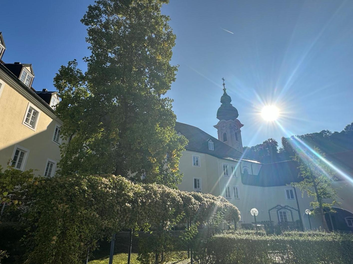 Hotel Haus Der Begegnung Heilig Geist Burghausen Esterno foto