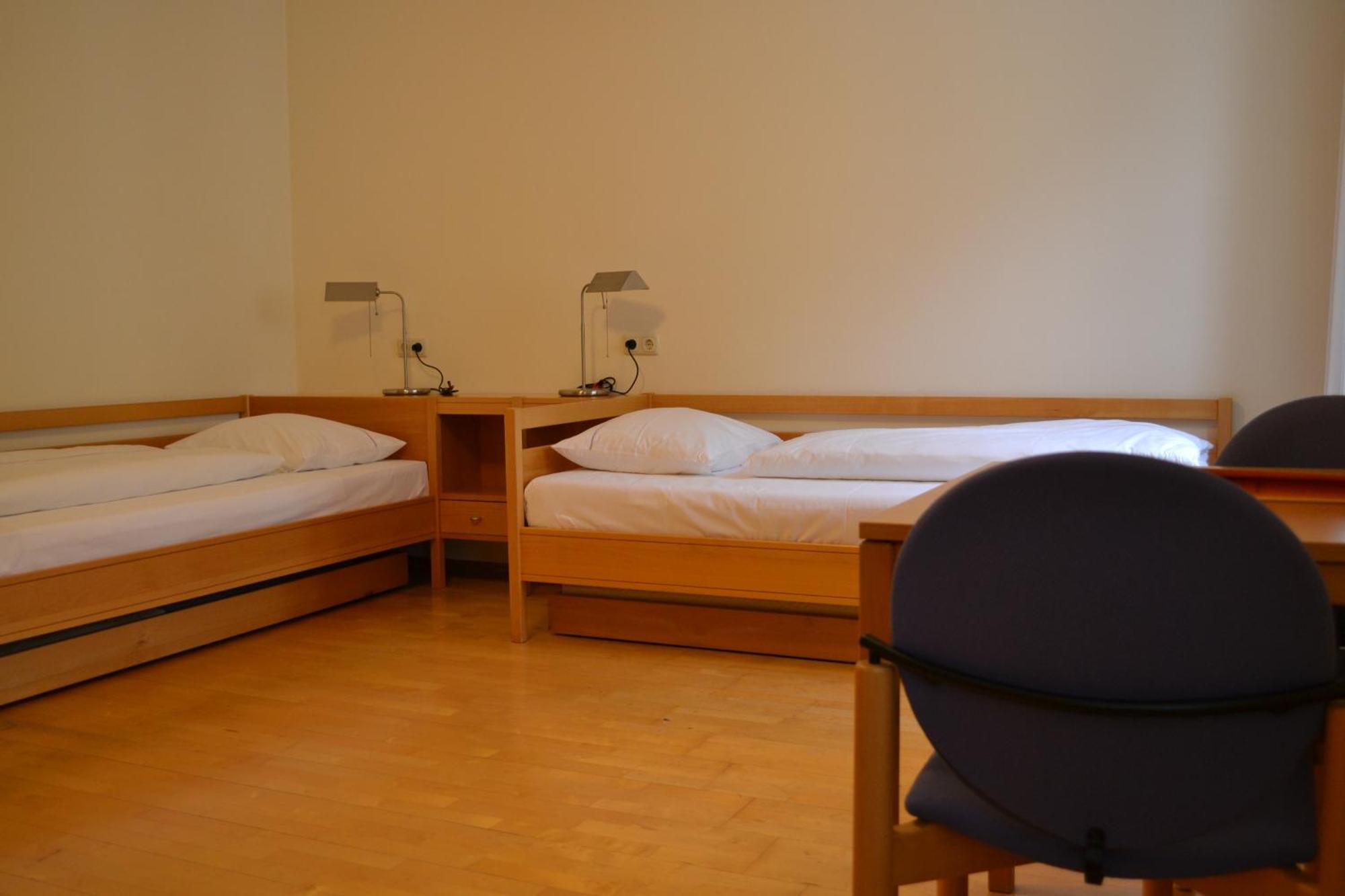 Hotel Haus Der Begegnung Heilig Geist Burghausen Esterno foto