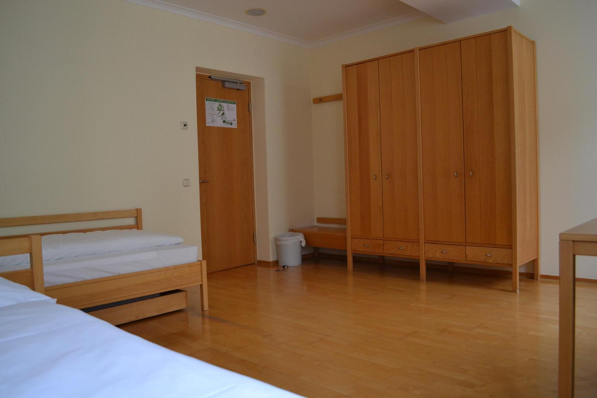 Hotel Haus Der Begegnung Heilig Geist Burghausen Esterno foto
