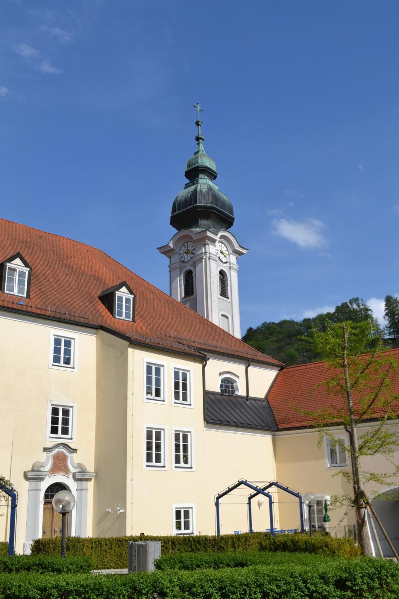 Hotel Haus Der Begegnung Heilig Geist Burghausen Esterno foto