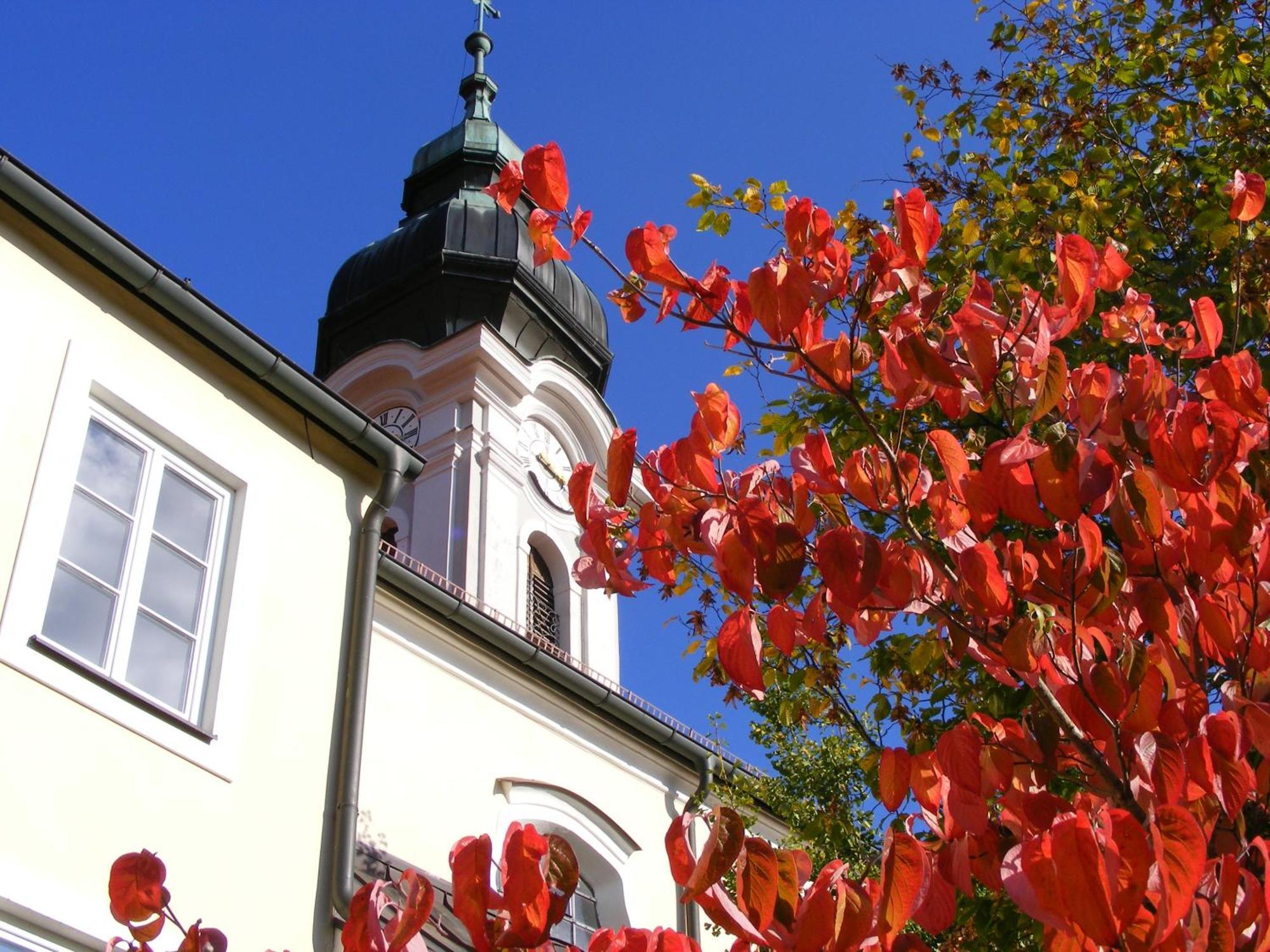 Hotel Haus Der Begegnung Heilig Geist Burghausen Esterno foto